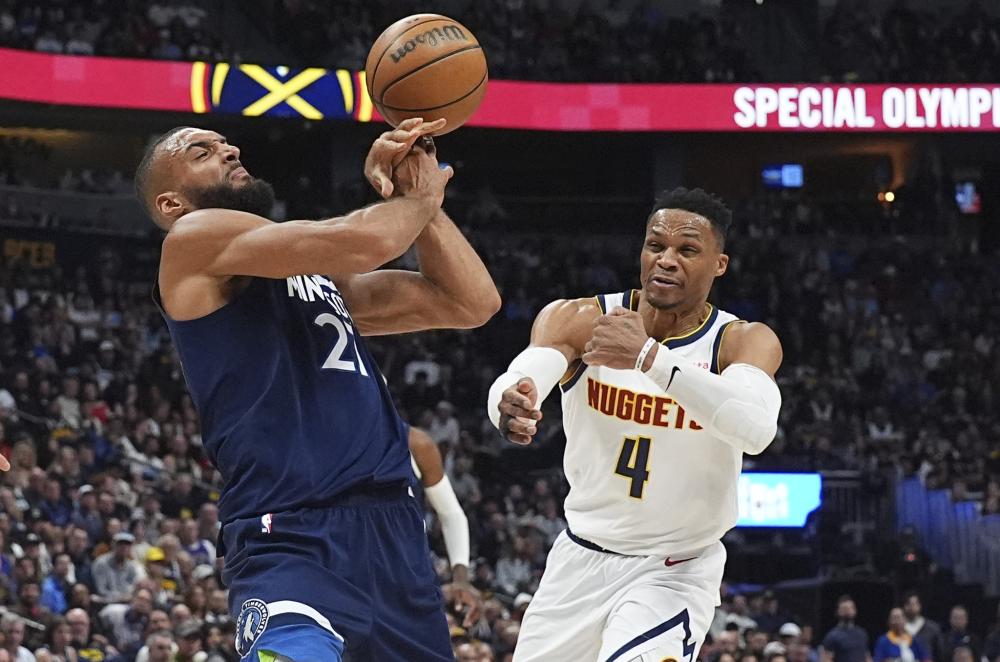 巧妙地避开 巧妙地避开